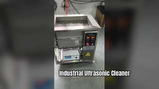 Um olhar mais atento: Tanque grande de aço inoxidável para limpeza ultrassônica industrial 108L com controle de tempo