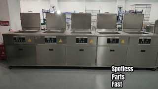 Um olhar mais atento: Limpador ultrassônico de peças de automóveis para tanque industrial de 40 KHz 192L Limpeza com água fria